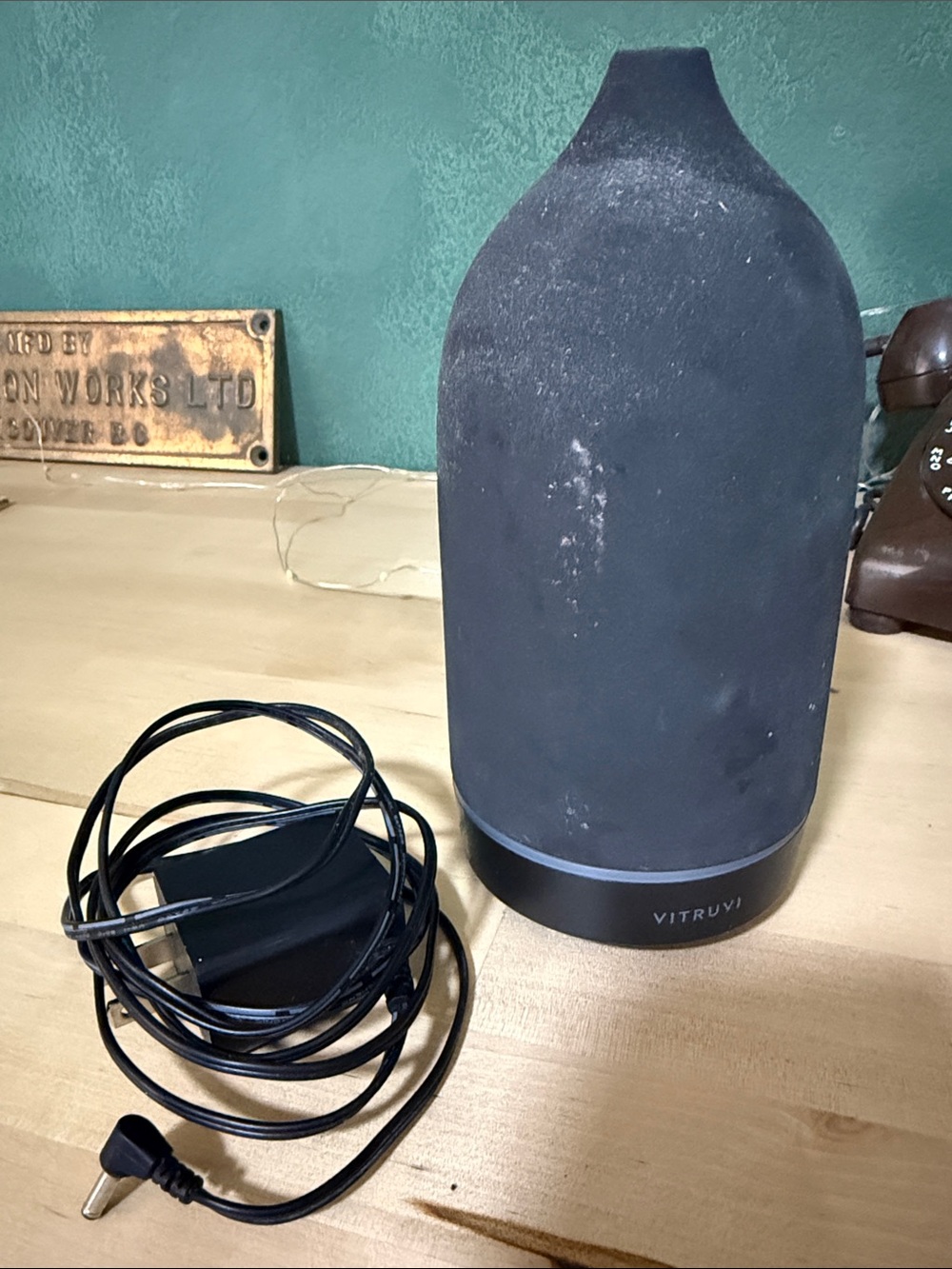 Vitruvi Stone diffuser
